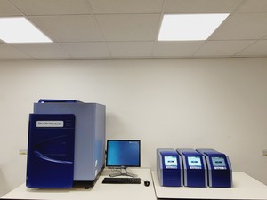 Thumbnail image of Fluidigm BioMark HD System with MX, RX & HX Modules Spares/Repair Lab