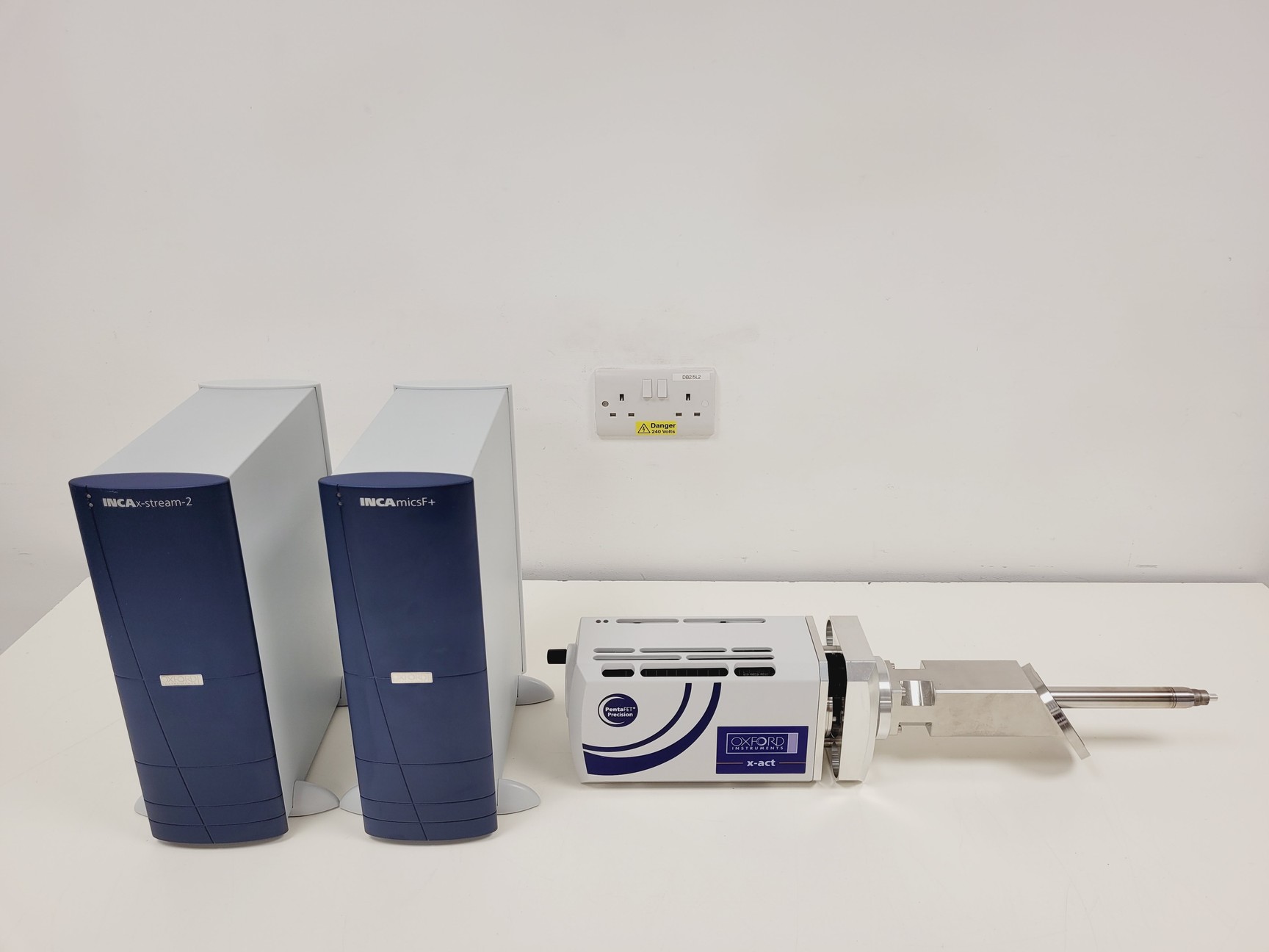 Image of Oxford Instruments INCAx-Act Energy Dispersive ED Spectrometer System Parts Lab