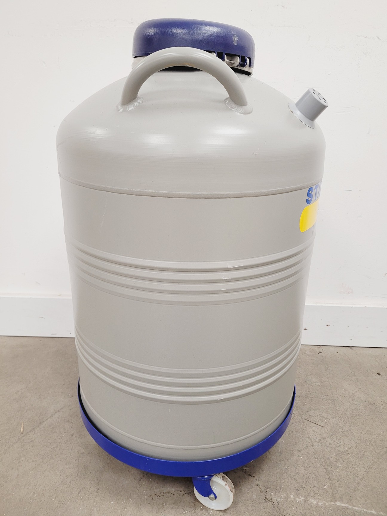 Image of Statebourne Bio 35 Liquid Nitrogen Dewar & Trolley Lab