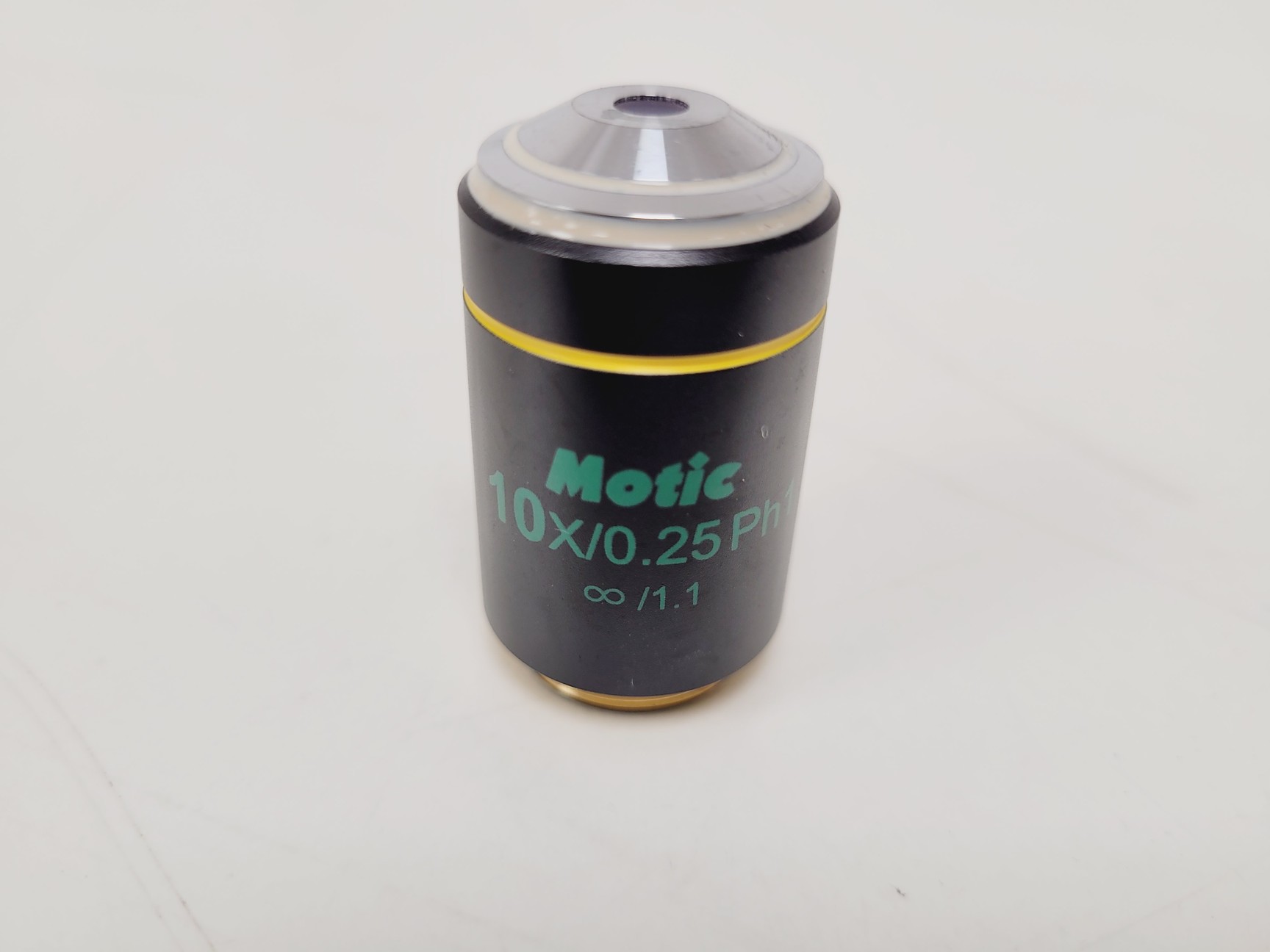 Image of Motic AE2000 Microscope w/ 4 x Objectives LWD, PLAN, Ph1 4x 10x 20x 40x Lab