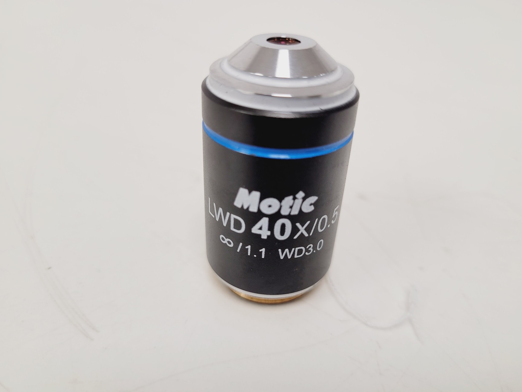 Image of Motic AE2000 Microscope w/ 4 x Objectives LWD, PLAN, Ph1 4x 10x 20x 40x Lab