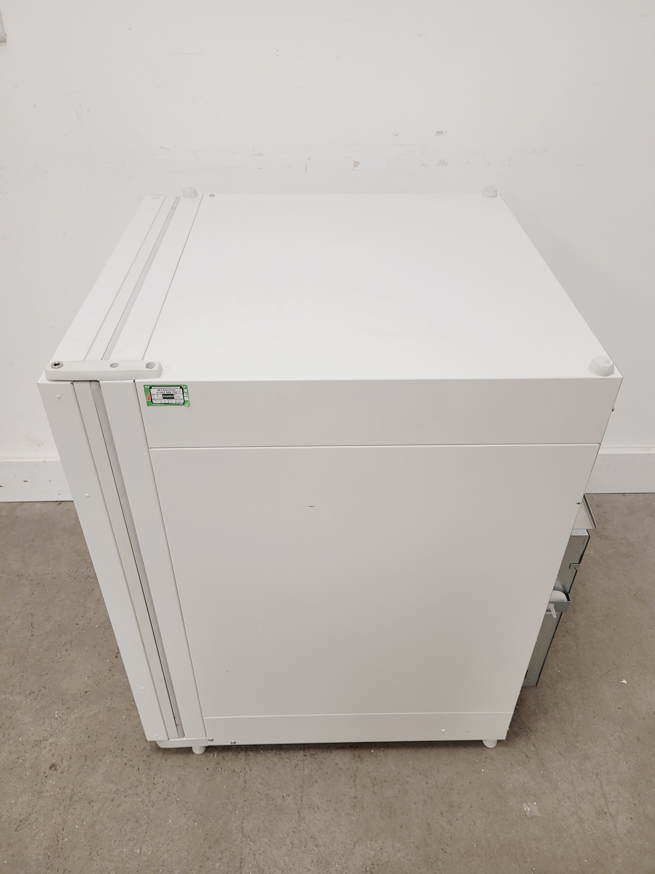 Image of Thermo Scientific CO2 Incubator BB15 Lab