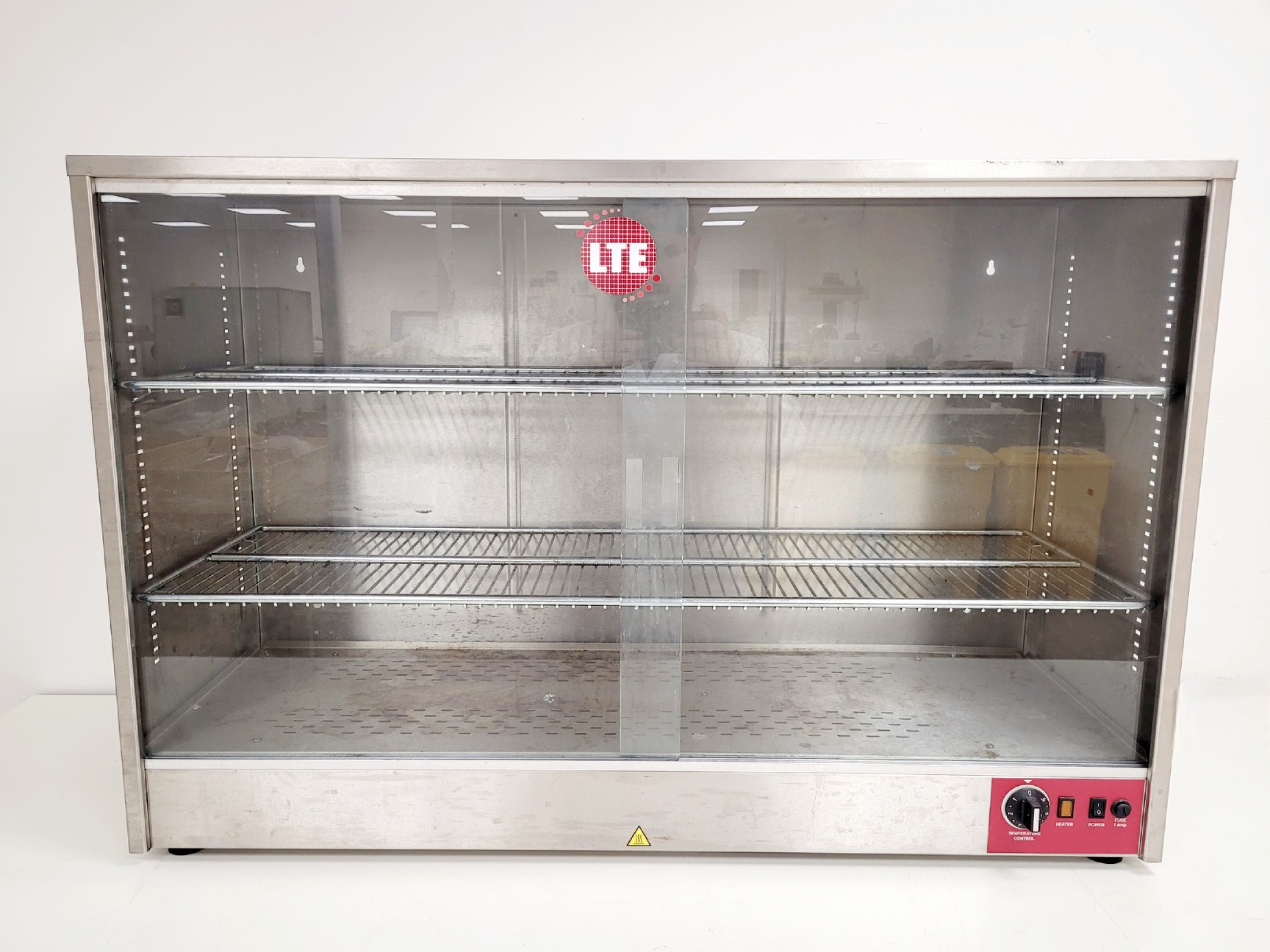 Image of LTE Model-322/0102/00 Drying Cabinet Lab