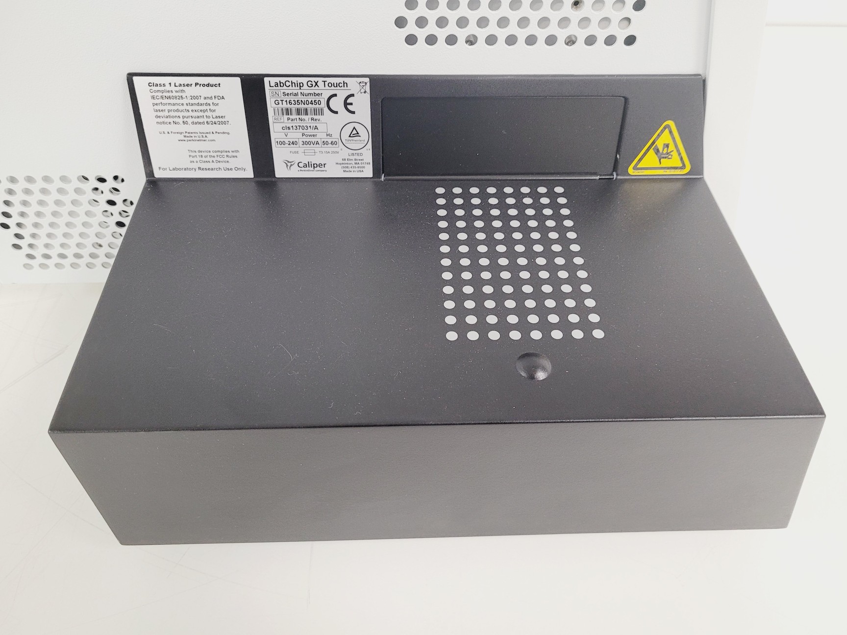 Image of Perkin Elmer LabChip GX Touch HT Automated Bioanalysis System Lab