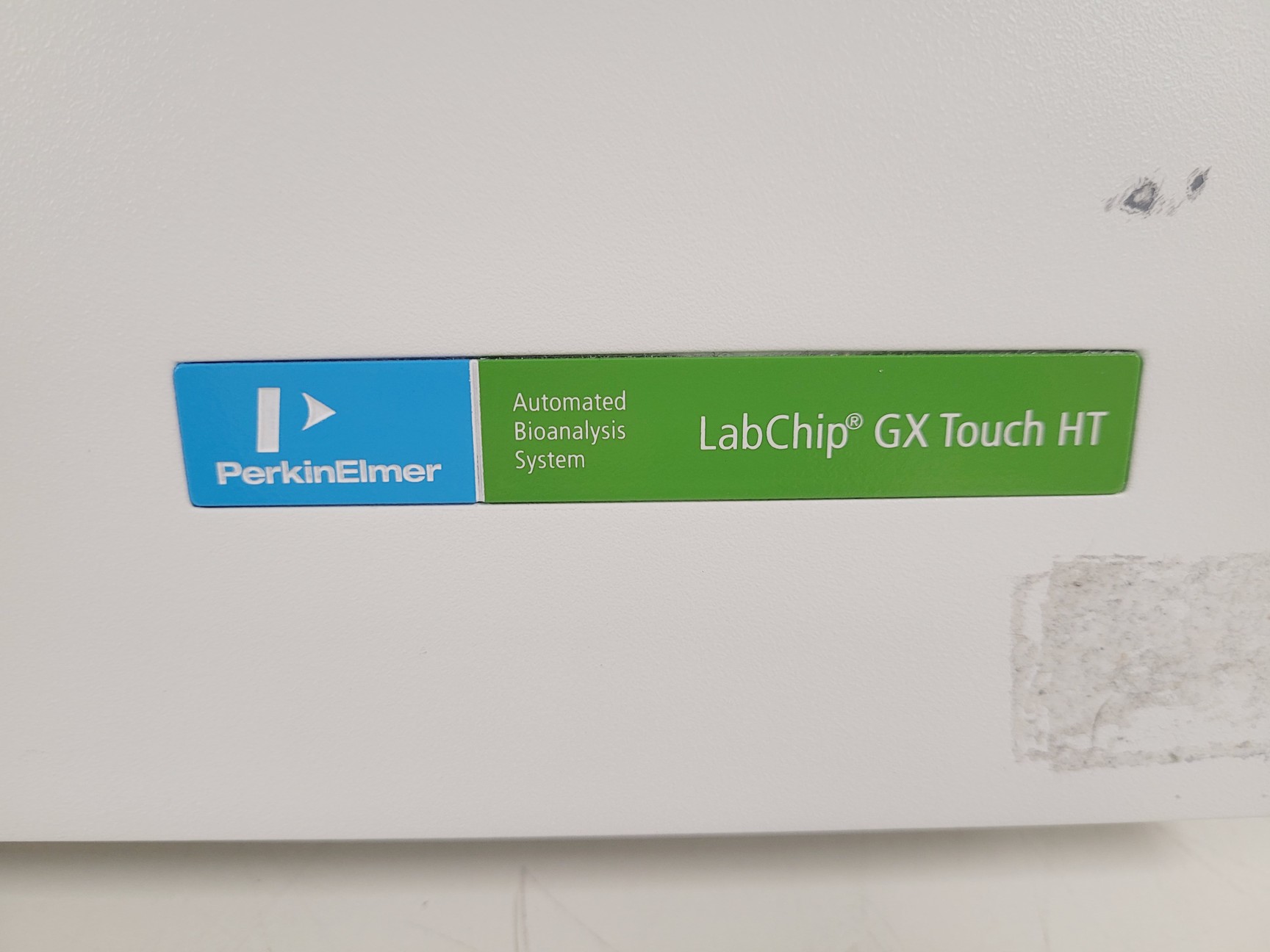 Image of Perkin Elmer LabChip GX Touch HT Automated Bioanalysis System Lab