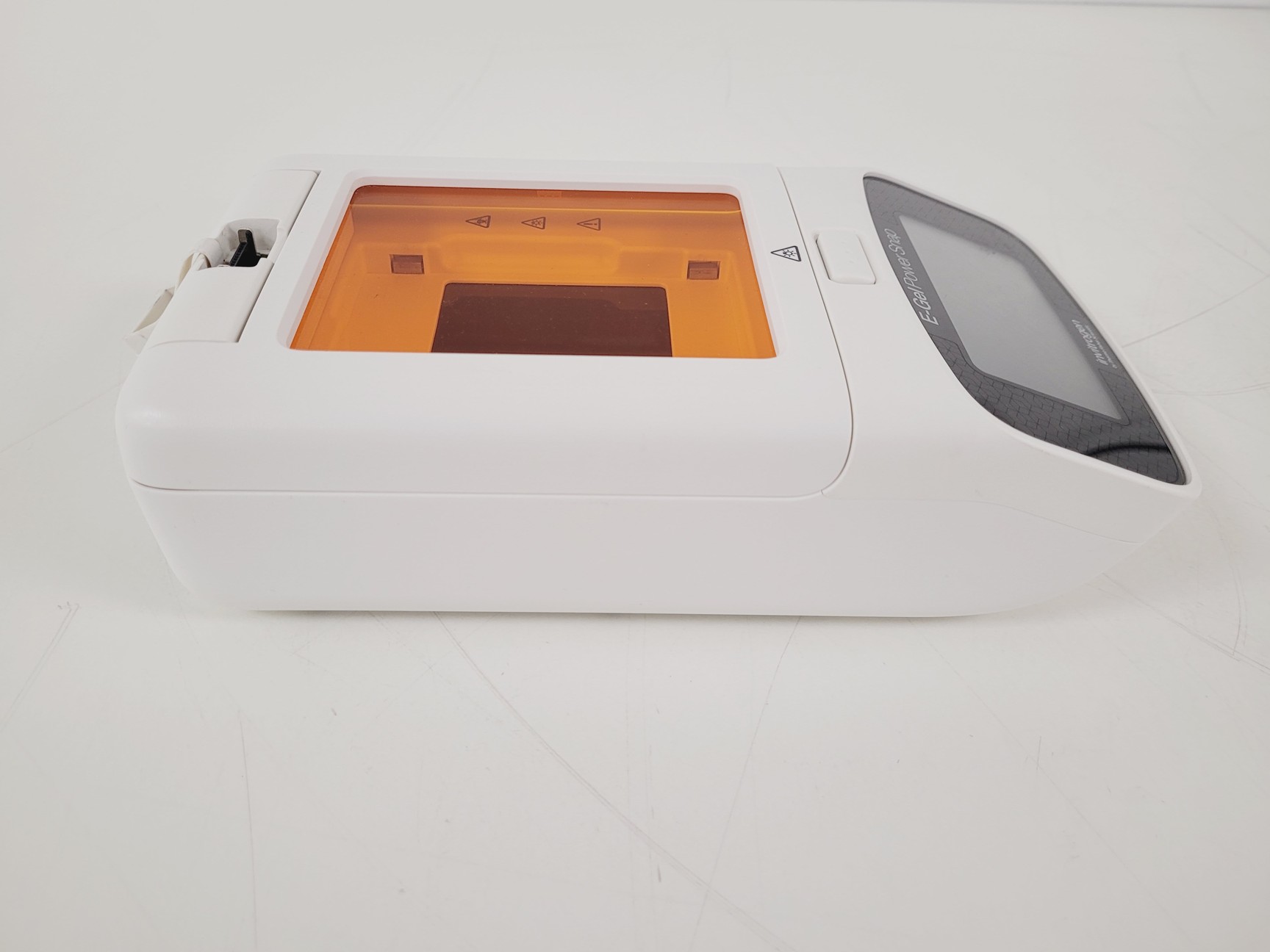 Image of Thermo Fisher Scientific Introven E-Gel Power Snap Electrophoresis System Lab