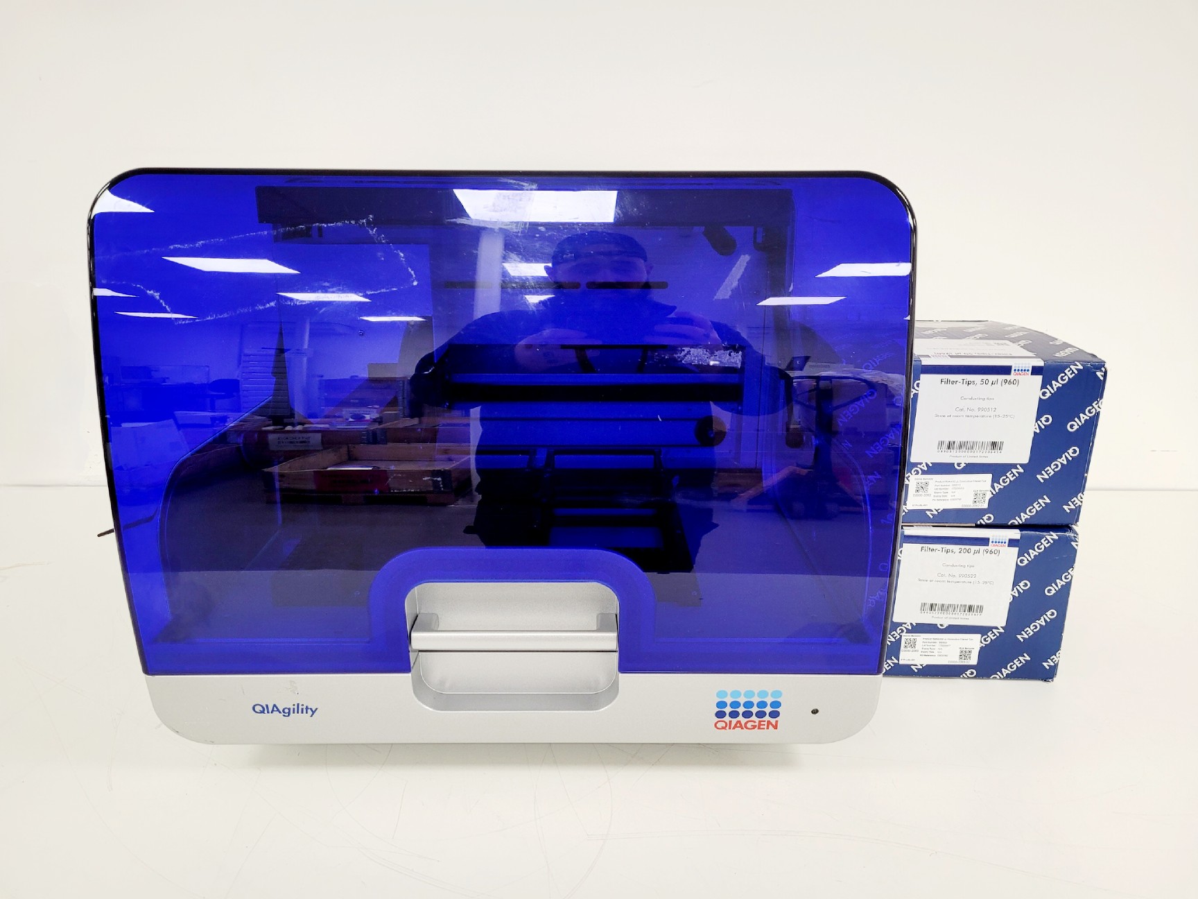 Qag Machine Qiagen QIAgility Automated PCR Prep System Lab