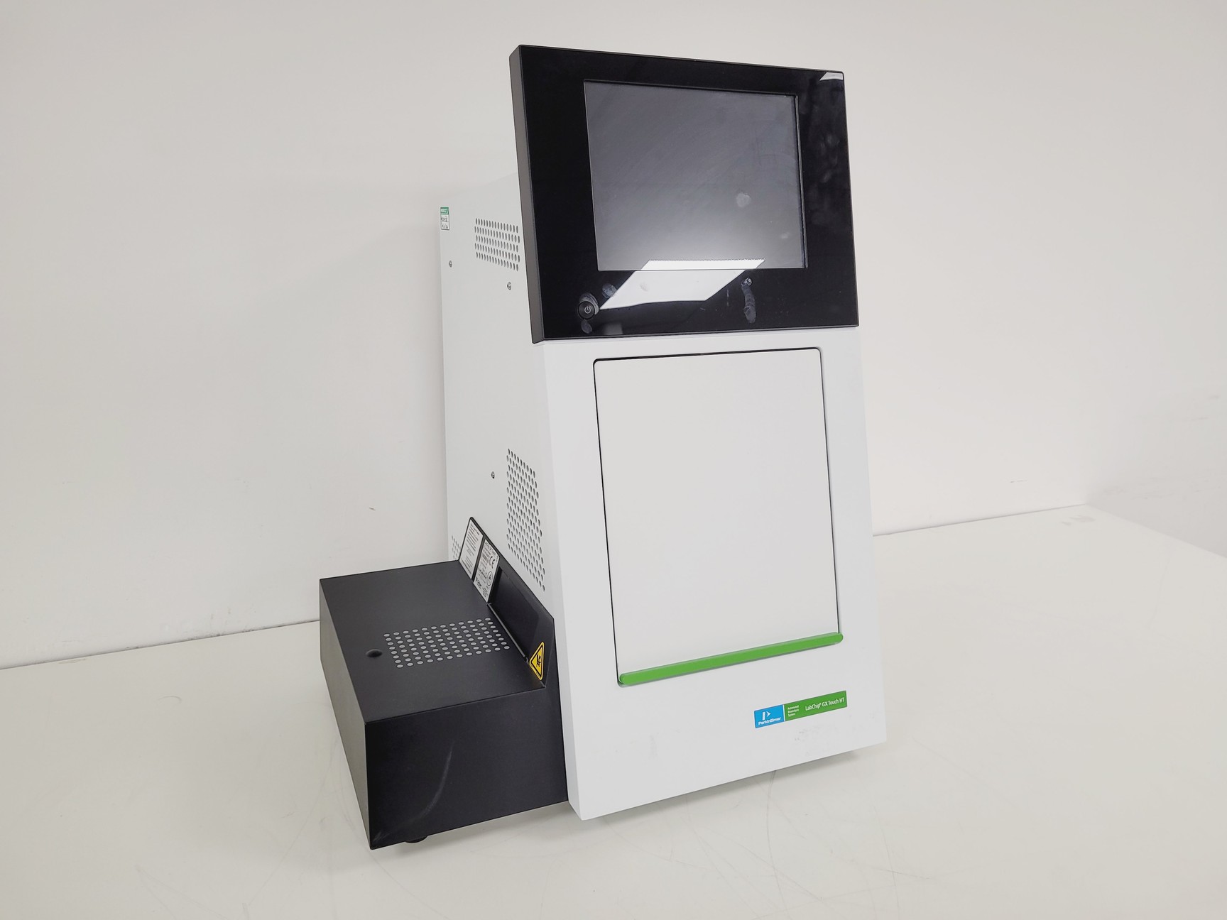 Image of Perkin Elmer Model LabChip GX Touch HT Automated Bioanalysis System w/ 