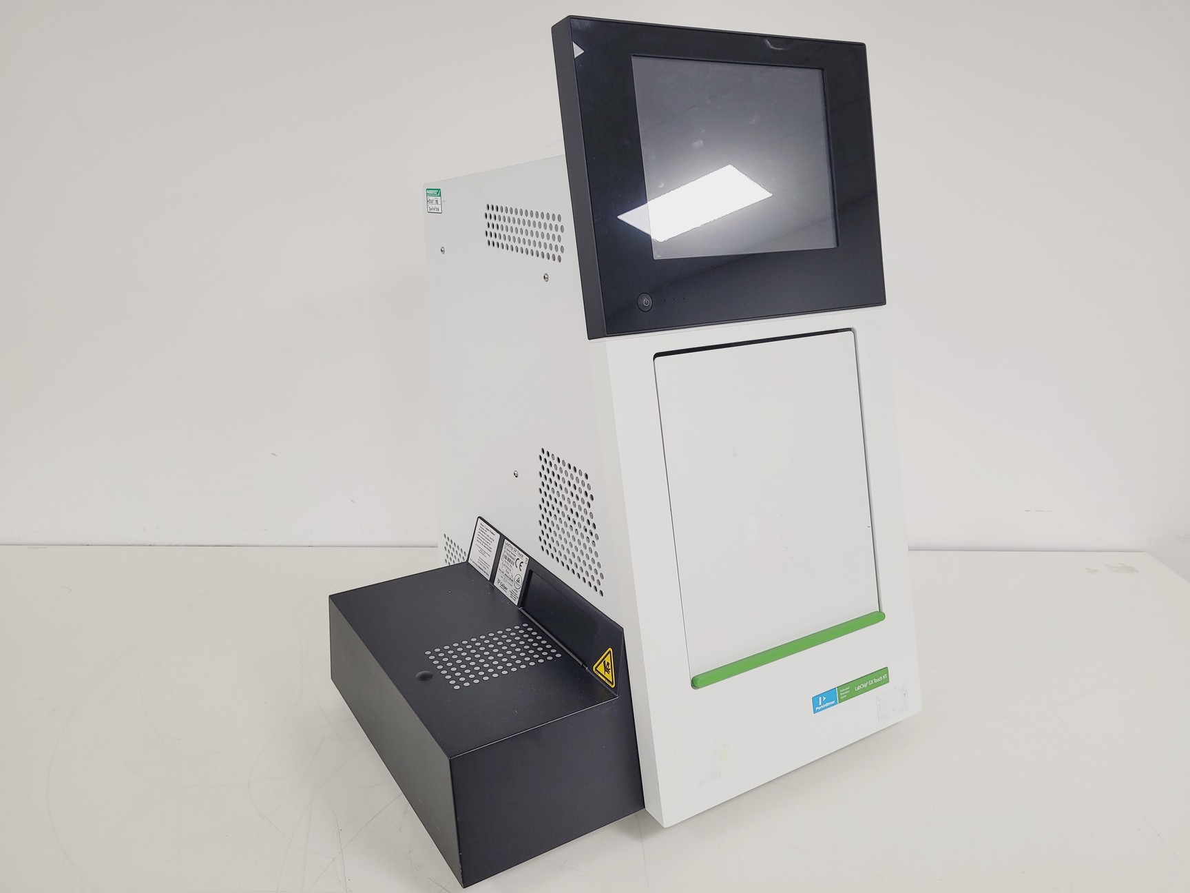 Image of Perkin Elmer Mo. LabChip GX Touch HT Automated Bioanalysis System 