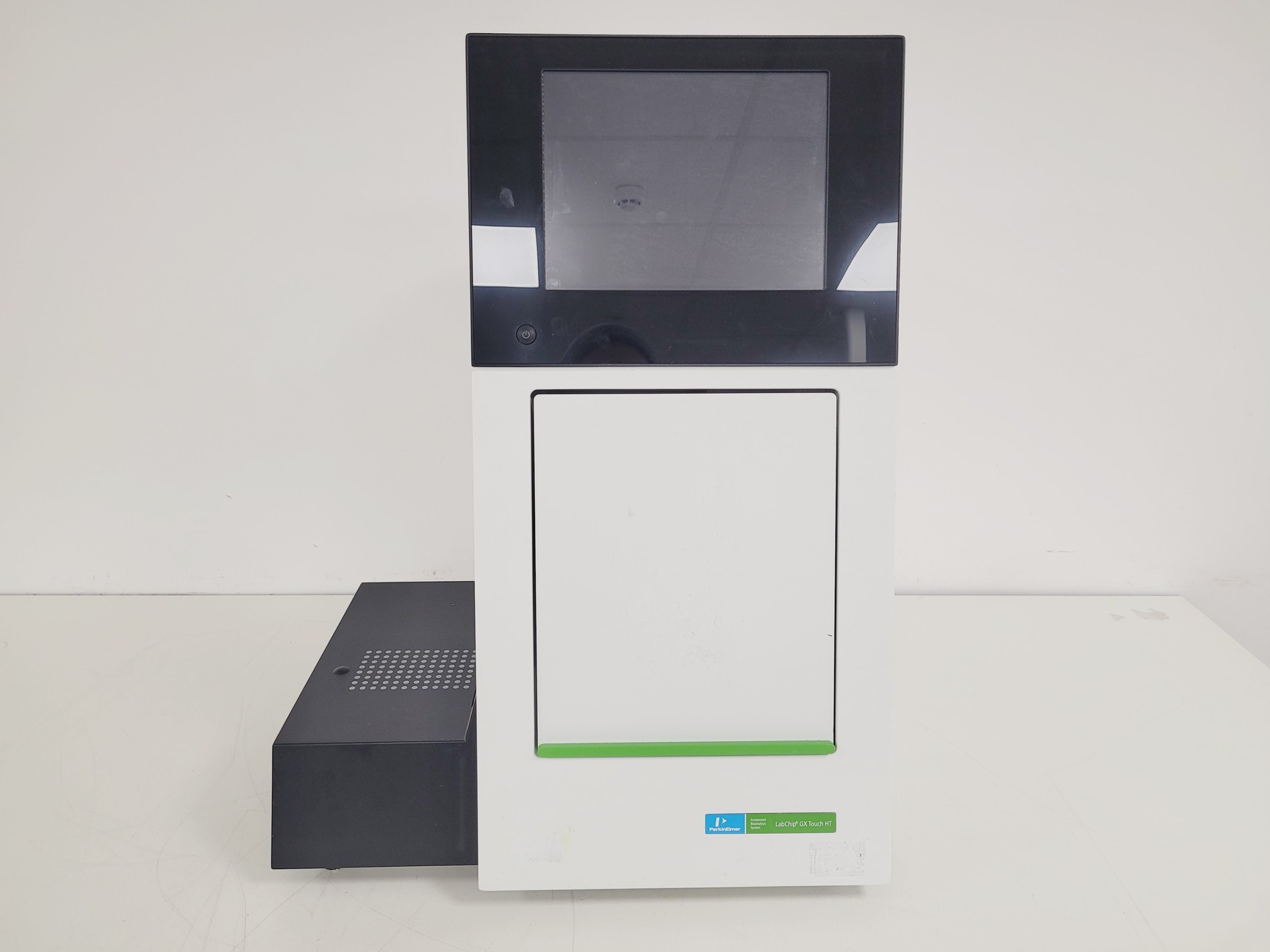 Image of Perkin Elmer Mo. LabChip GX Touch HT Automated Bioanalysis System 