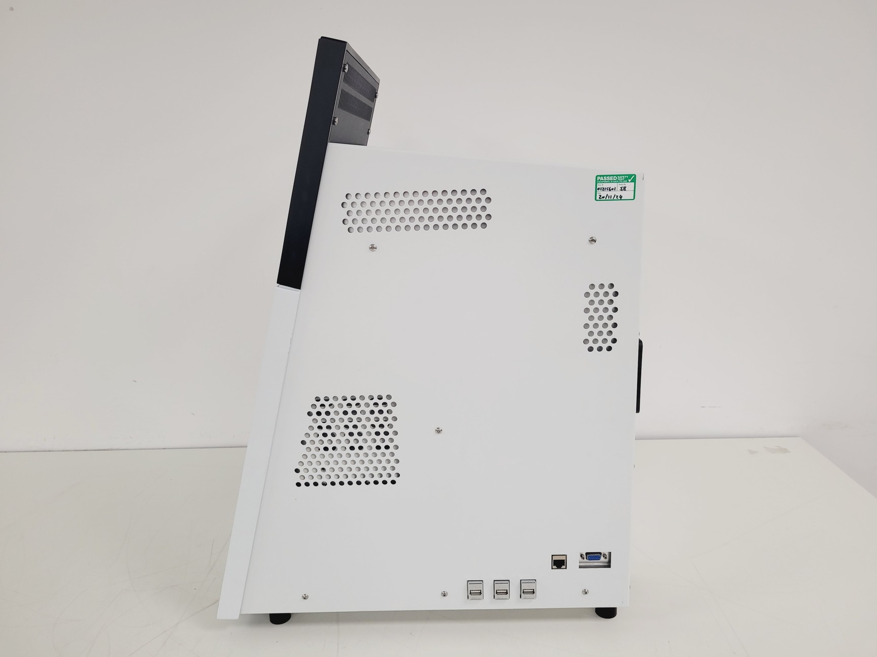 Image of Perkin Elmer Model No. LabChip GX Touch HT Automated Bioanalysis System 