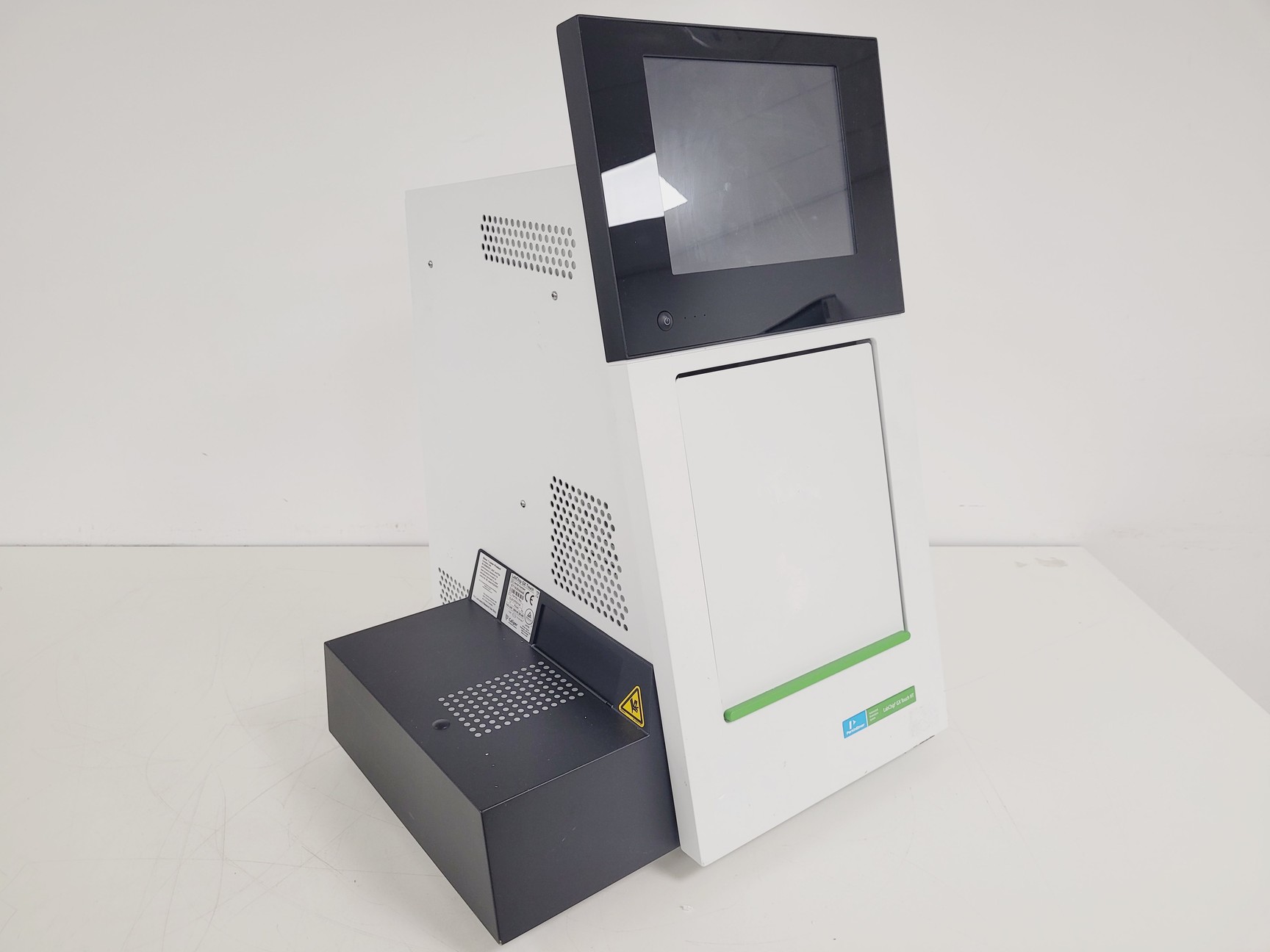 Image of Perkin Elmer - LabChip GX 'Touch HT' Automated Bioanalysis System 