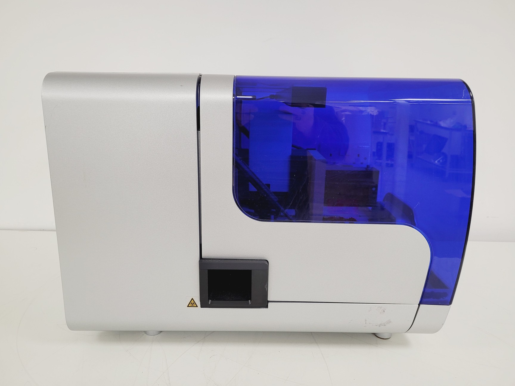 Image of Qiagen Model No. QIAgility HEPA/UV Unit Lab