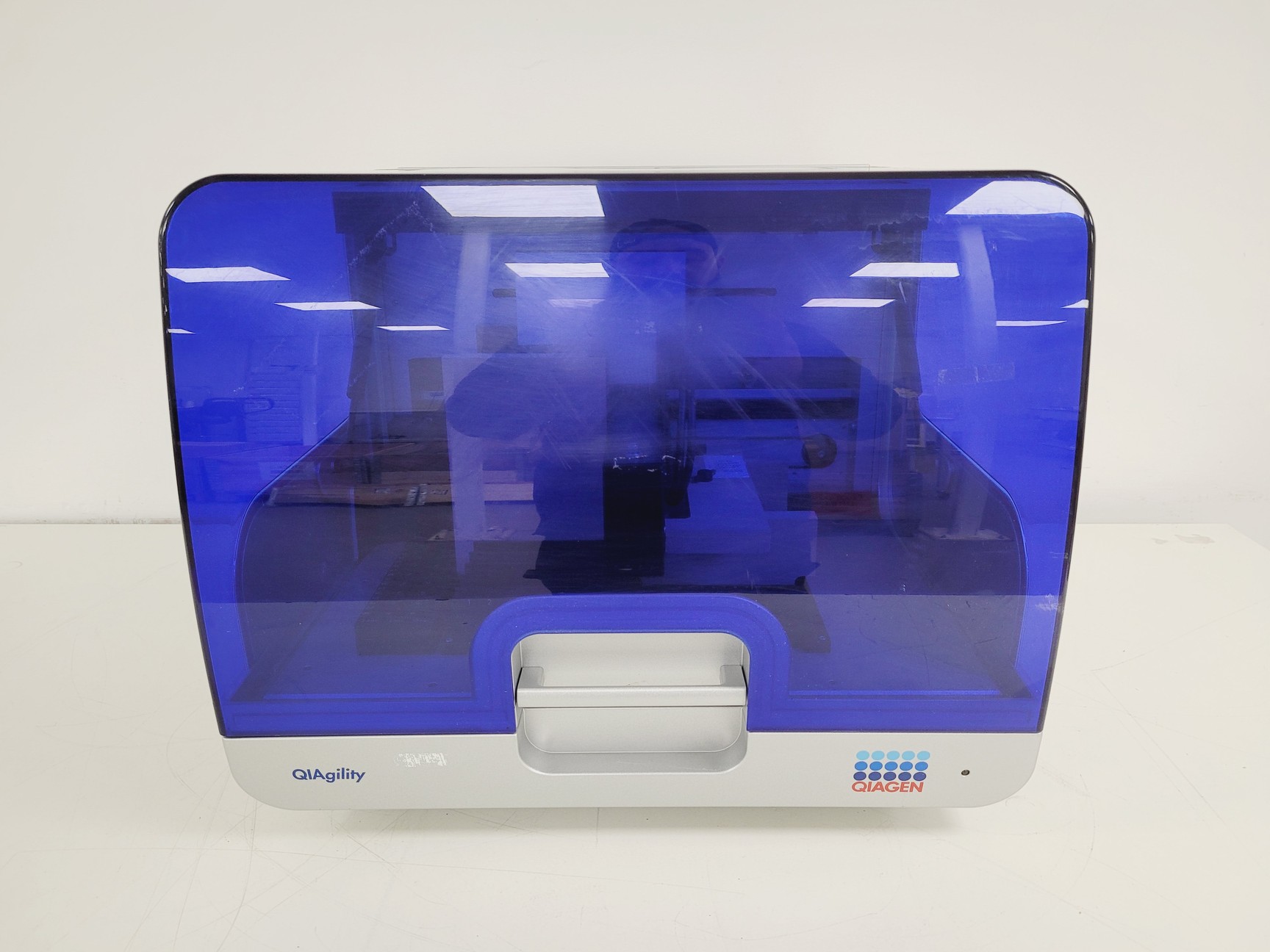 Image of Qiagen Model No. QIAgility HEPA/UV Unit Lab