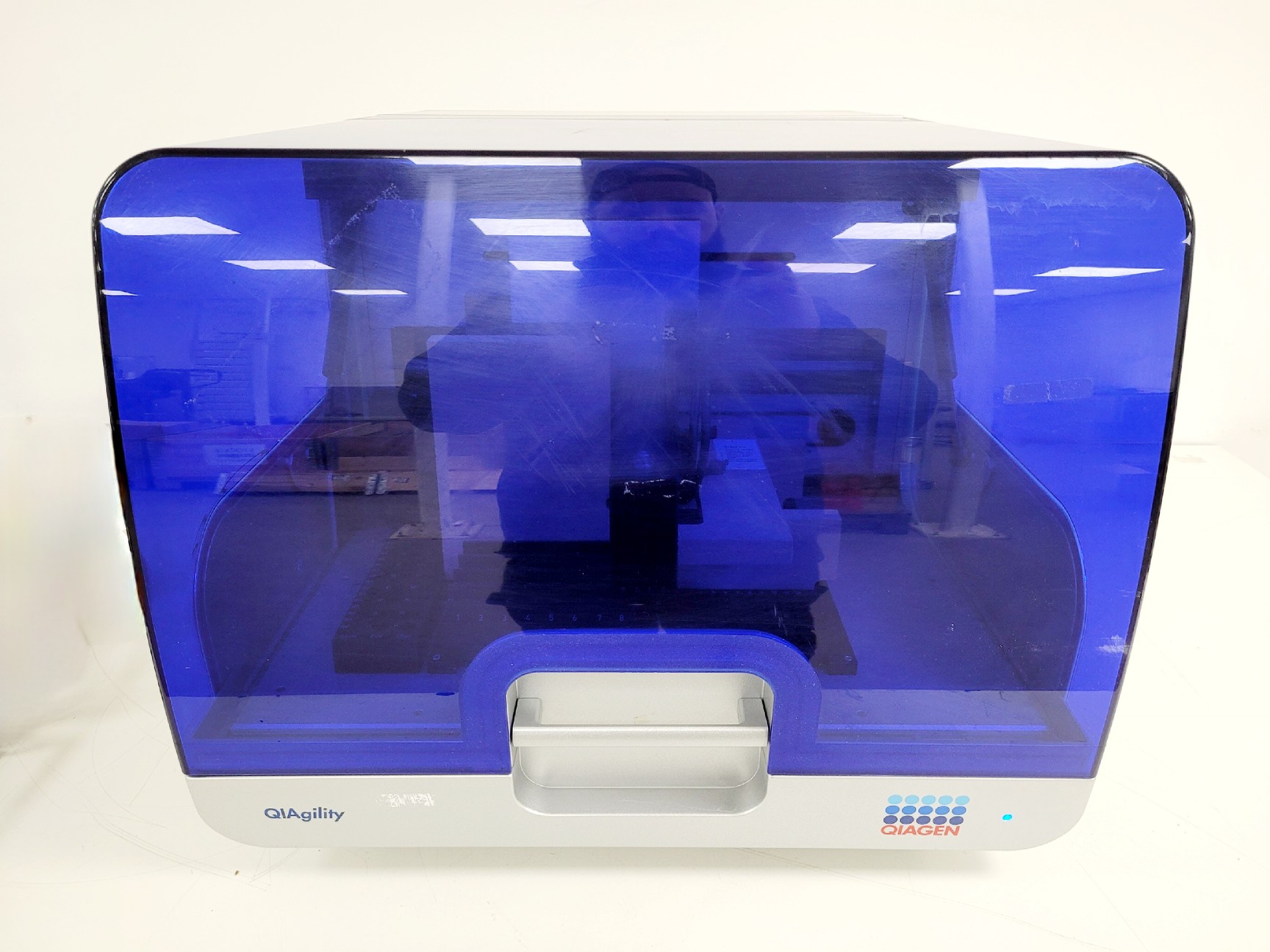 Image of Qiagen Model No. QIAgility HEPA/UV Unit Lab