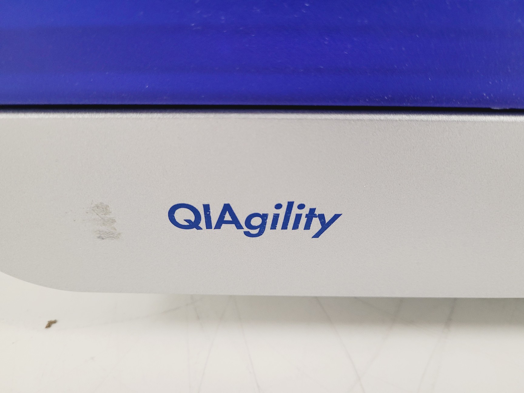 Image of Qiagen Type QIAgility HEPA/UV Unit Lab