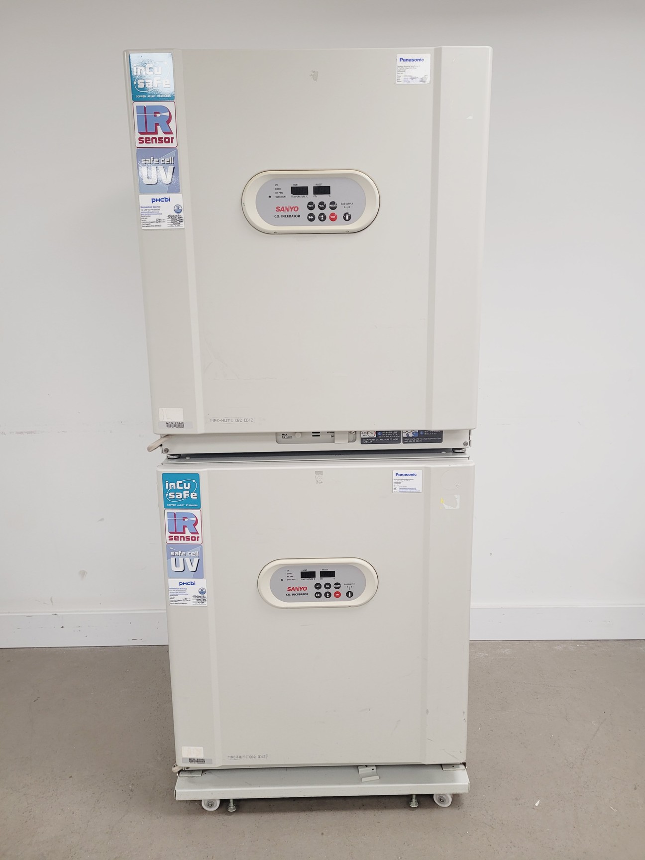 Image of Double Stack Sanyo CO2 Incubator Model-MCO 20AIC Lab