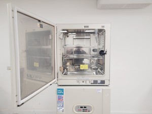 Thumbnail image of Double Stack Sanyo CO2 Incubator Model-MCO 20AIC Lab