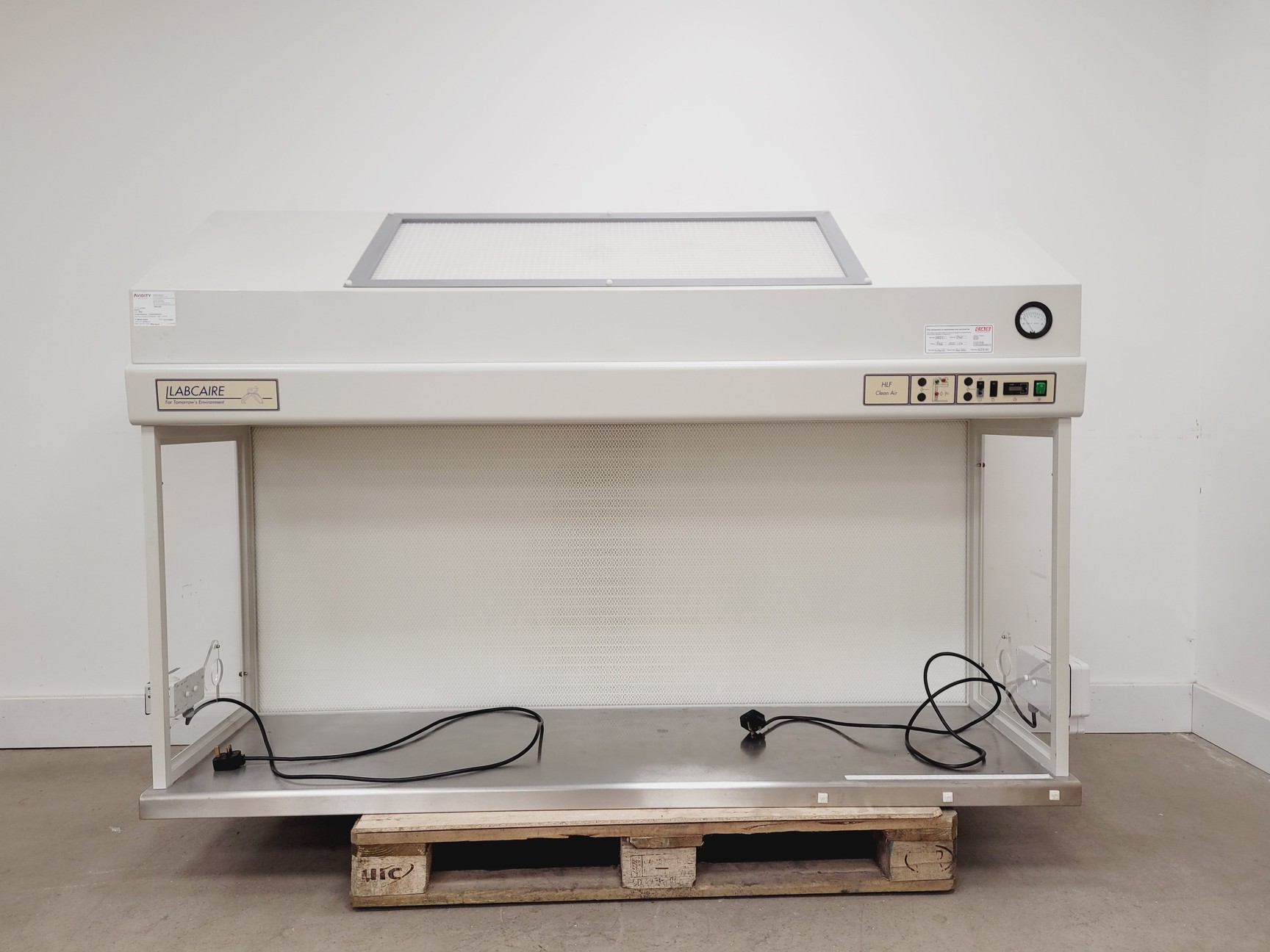 Image of LabCaire Fume Cabinet Model HLF18 Lab