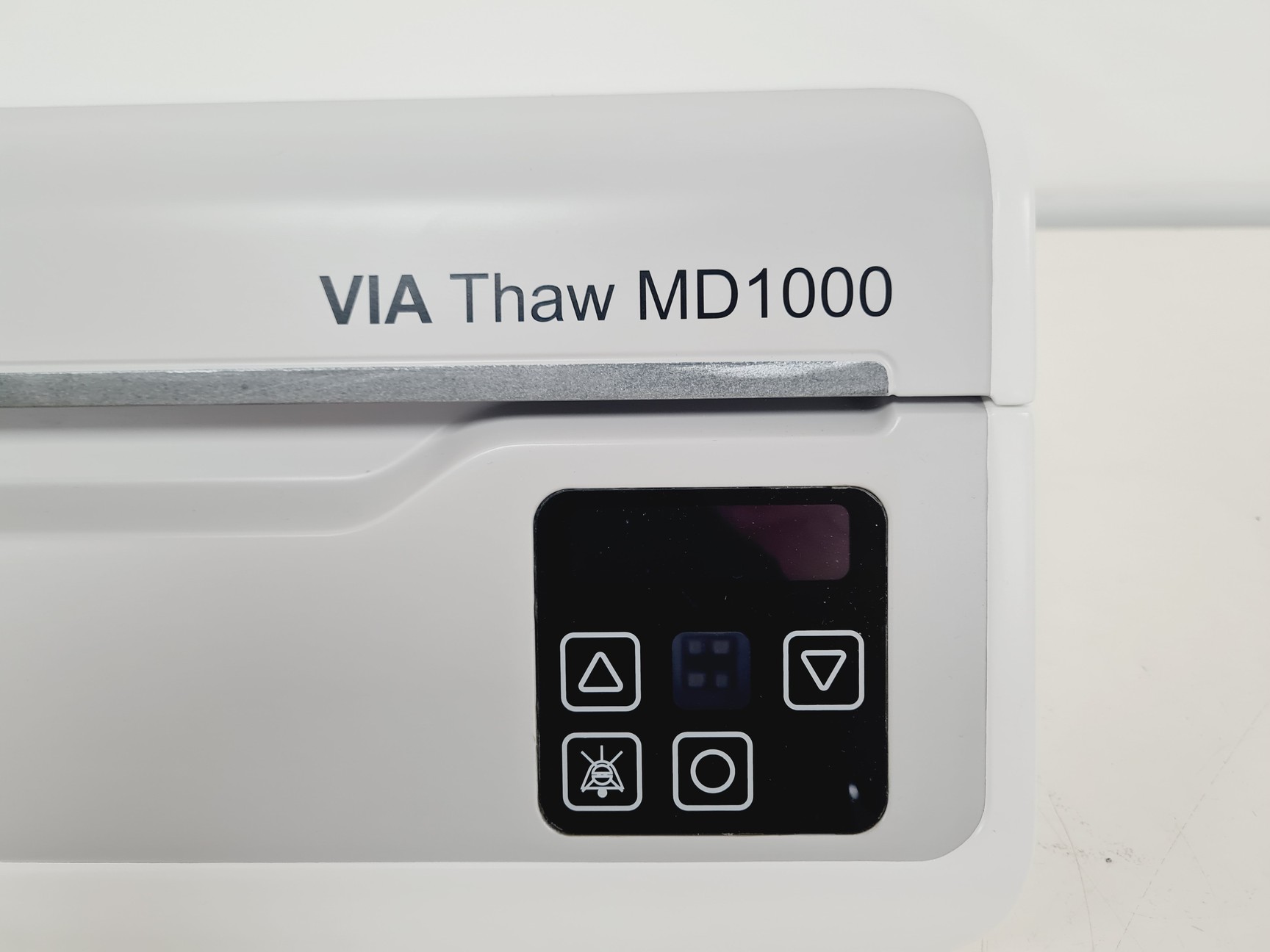 Image of Cytiva VIA Thaw MD1000 Dry Automated Thawing Machine Lab