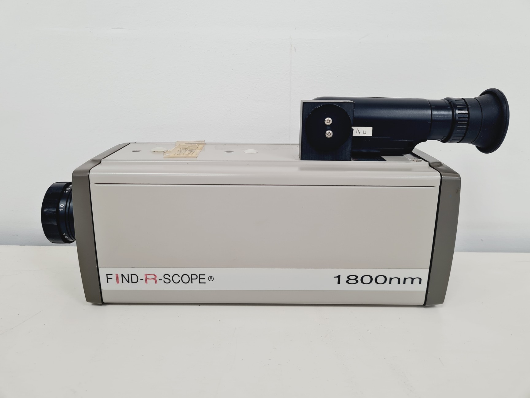 Image of FJW Optical Systems Find-R-Scope 1800nm 85400A Infrared Viewing IR Camera Lab