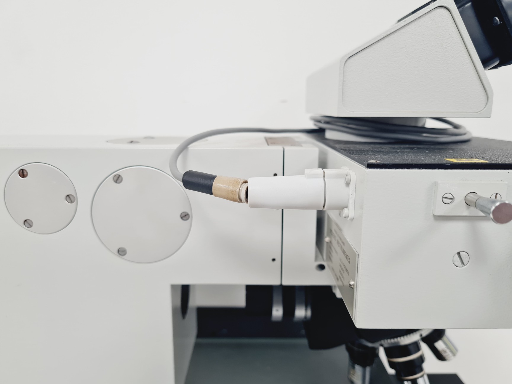 Image of Vickers M41 Photoplan Fluorescence Microscope w/ 4 x Objective Epiplan, Plan Lab