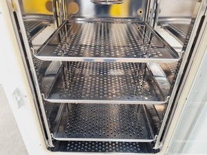 Thumbnail image of Thermo Heracell 150 Floor-Standing Incubator CO2 Lab