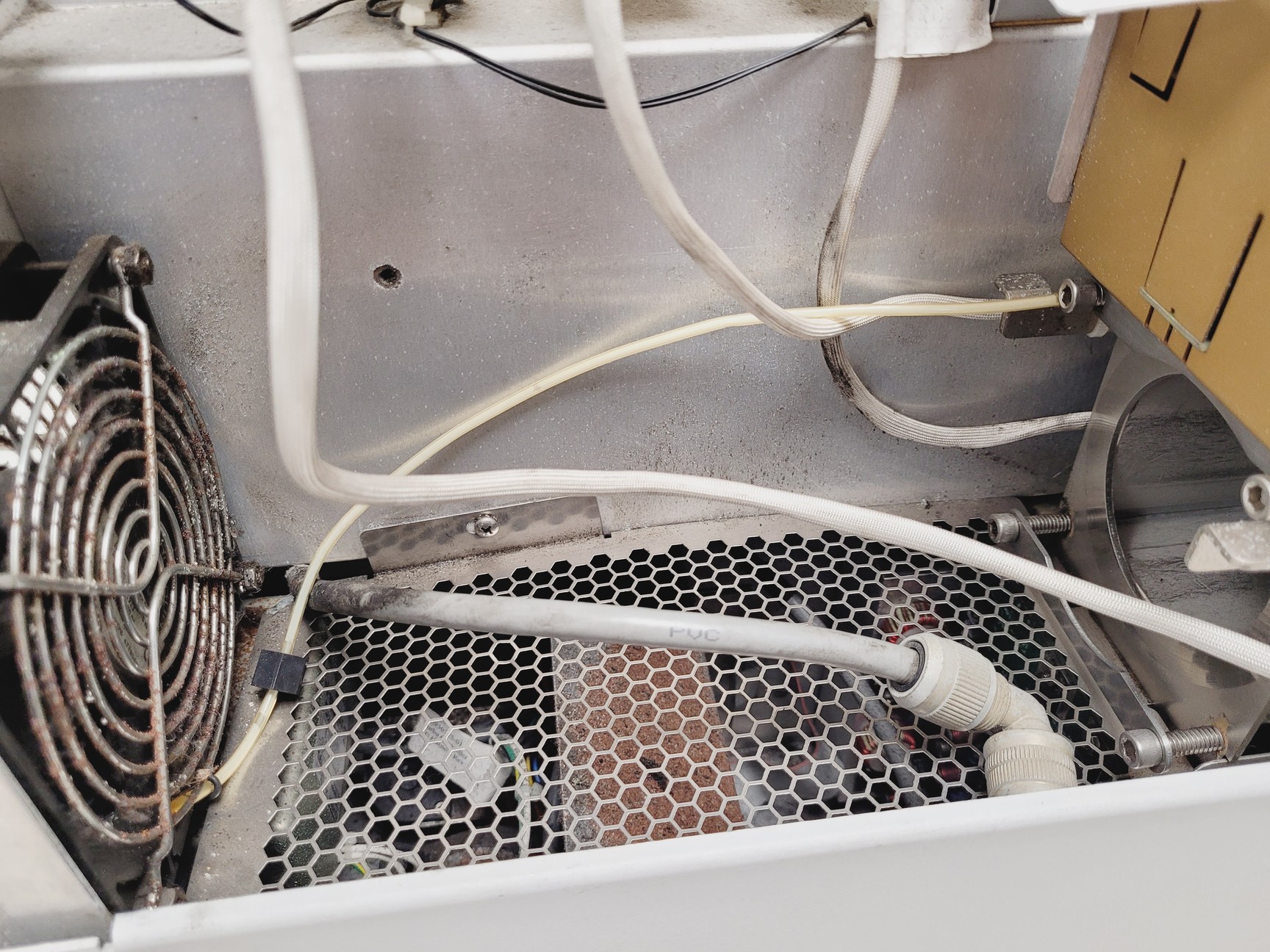 Image of Varian Saturn 2000/2000R  Mass Spec Lab Faulty