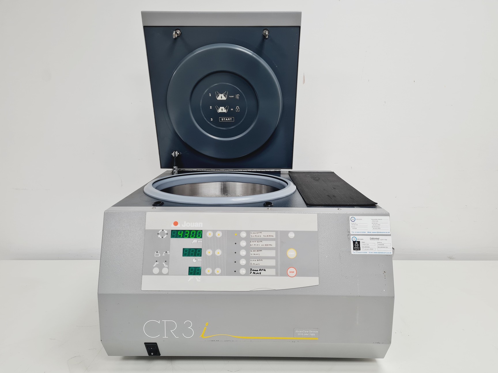 Image of Jouan CR3i Refrigerated Benchtop Centrifuge With T4 Rotor Lab