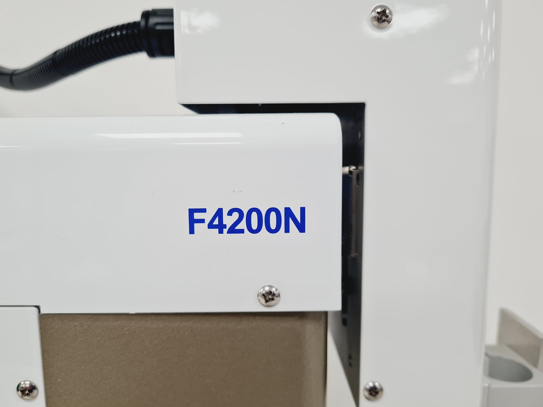 Image of Fisnar F4200N.1 Bechtop Dispensing Robot Lab