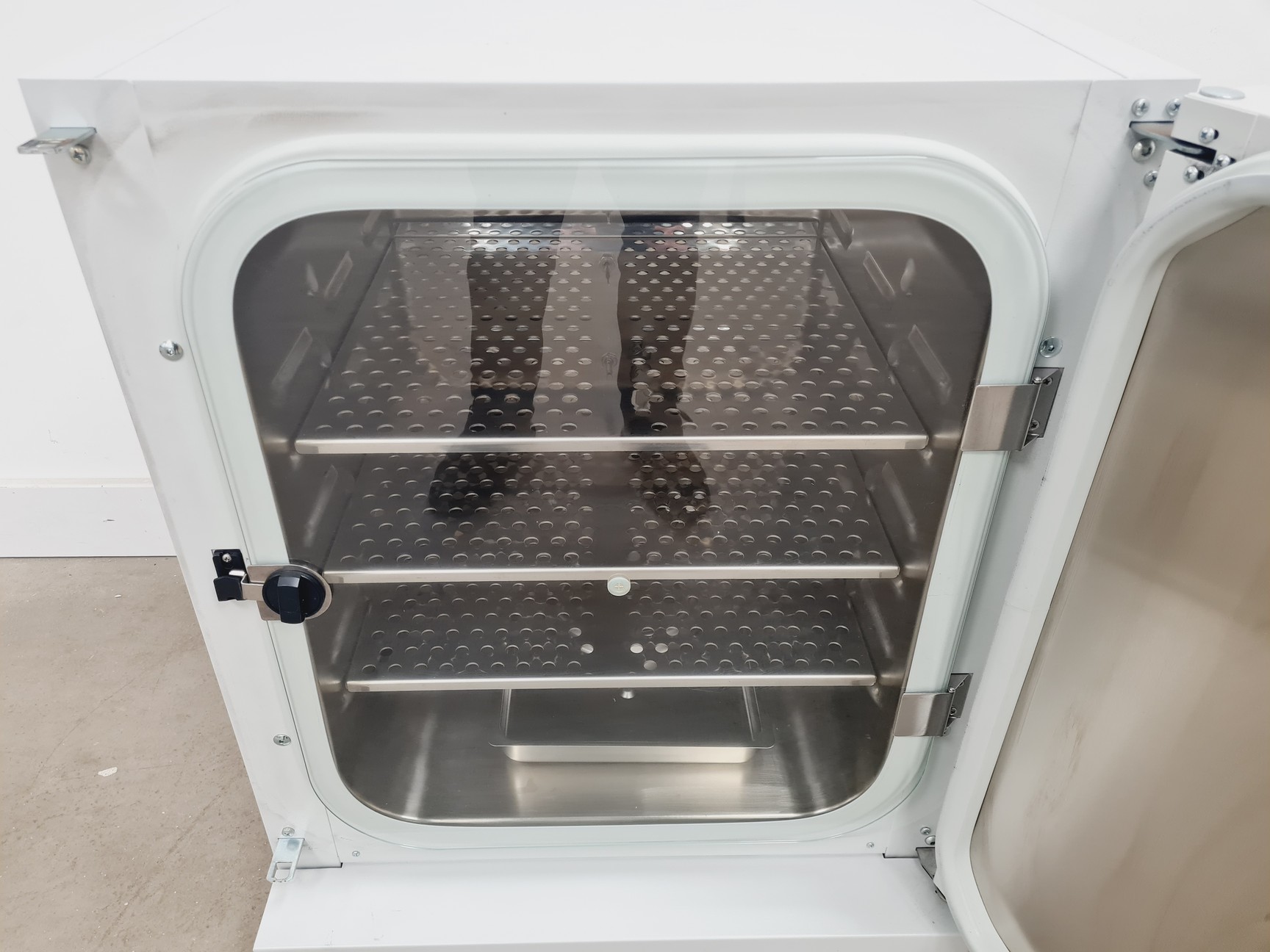 Image of Binder Model CB 150 CO2 Laboratory Incubator Lab - Faulty Screen