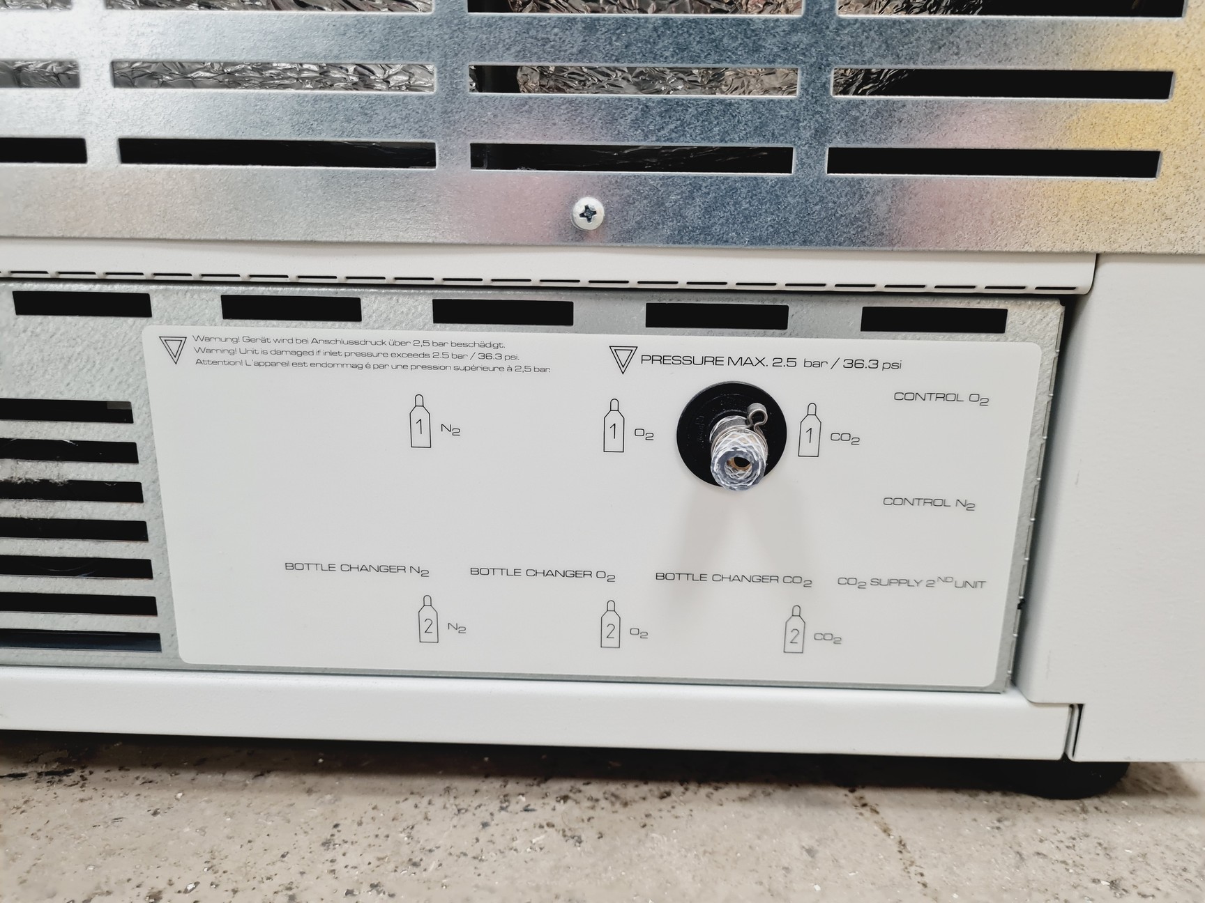 Image of Binder Model CB 150 CO2 Laboratory Incubator Lab - Faulty Screen