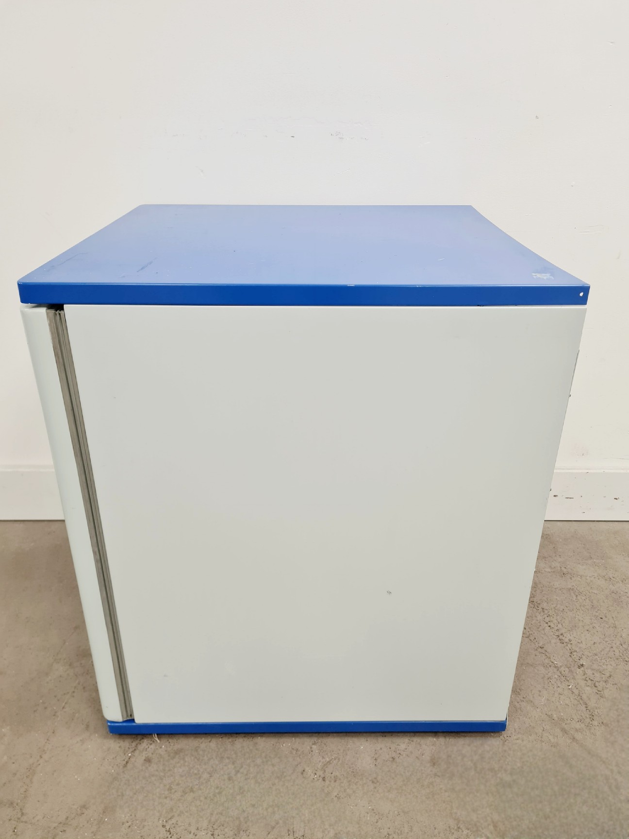 Image of RS Biotech Galaxy R CO2 Laboratory Incubator Model 170-300 Lab