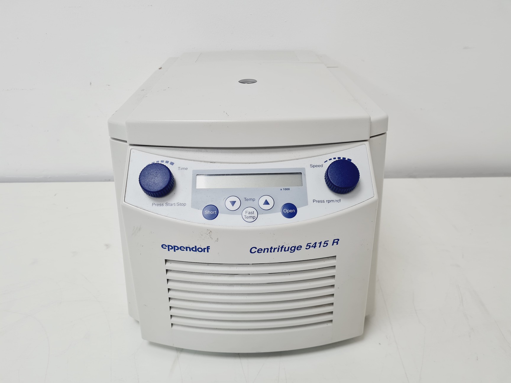 Image of Eppendorf 5415 R Refrigerated Benchtop Centrifuge w/  F-45-24-11 Rotor Lab