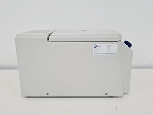 Thumbnail image of Eppendorf 5415 R Refrigerated Benchtop Centrifuge w/  F-45-24-11 Rotor Lab