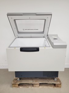 Thumbnail image of New Brunswick Scientific Excella E25R Refrigerated Incubator Shaker Series Lab