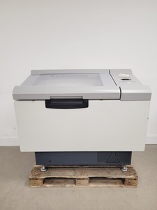 Thumbnail image of New Brunswick Scientific Excella E25R Refrigerated Incubator Shaker Series Lab