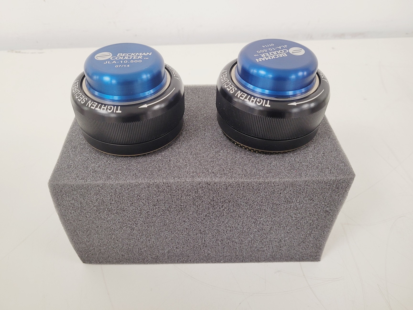 Image of 2 x Beckman Coulter Mo. JLA-10.500 Biosafety Liquid Centrifuge Canister Lab