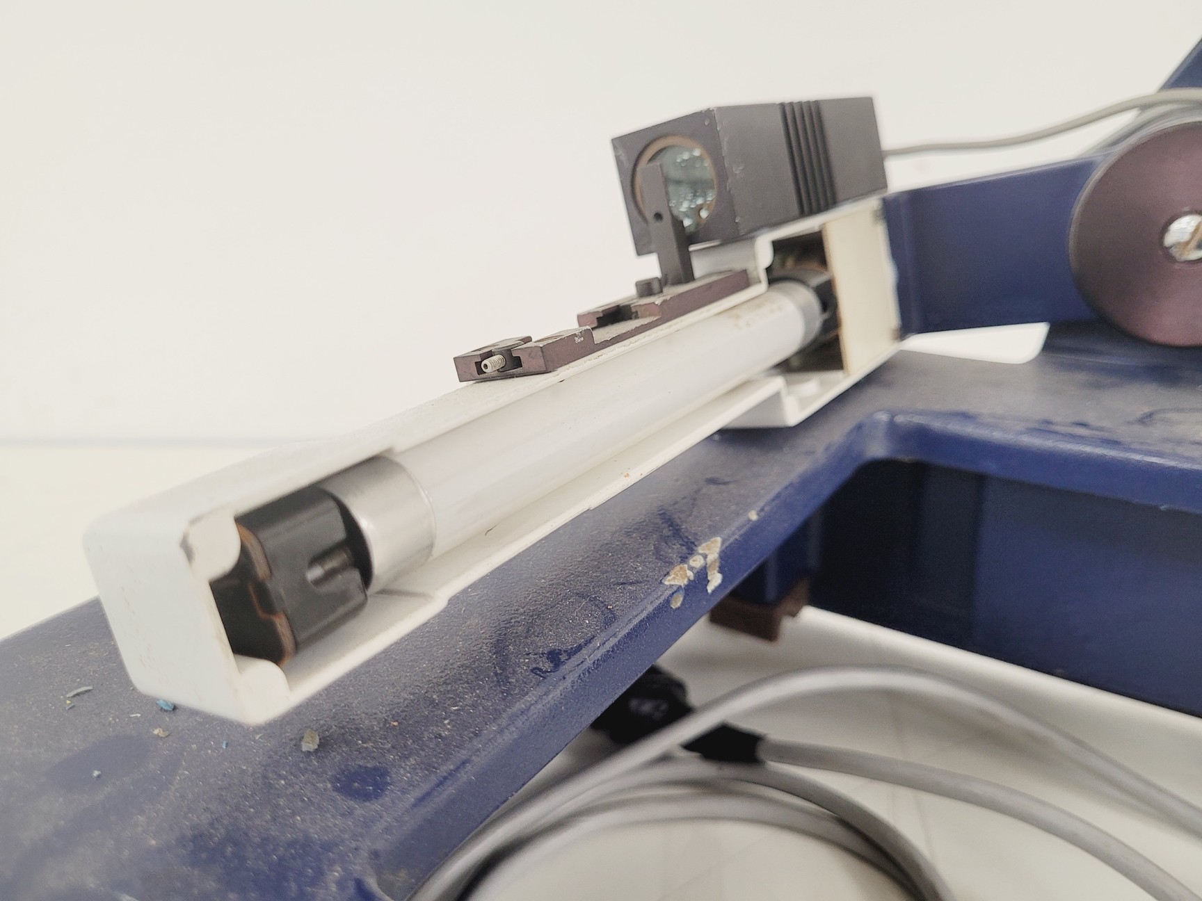 Image of LKB Bromma 2088 Ultrotome V Microtome System Lab