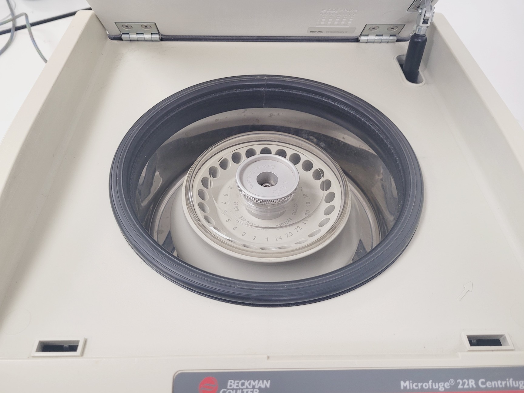 Image of Beckman Coulter Microfuge 22R Centrifuge Lab Spares/Repairs