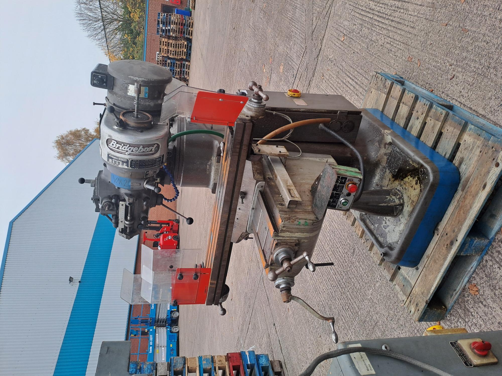 Image of 4 x Colchester Lathes and 3 x  Bridgeport Mills