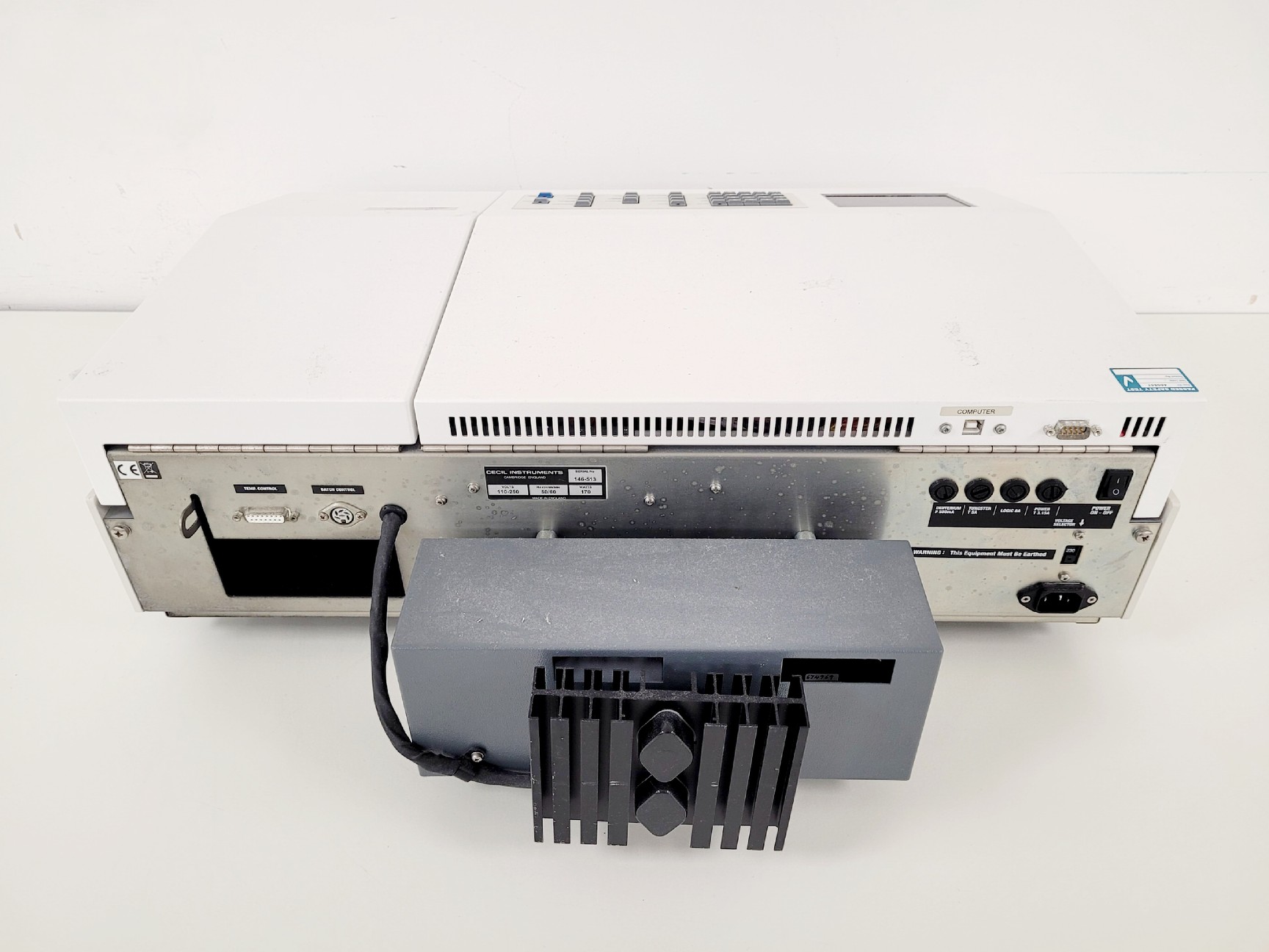 Image of Cecil Model CE 7200 Spectrometer Lab