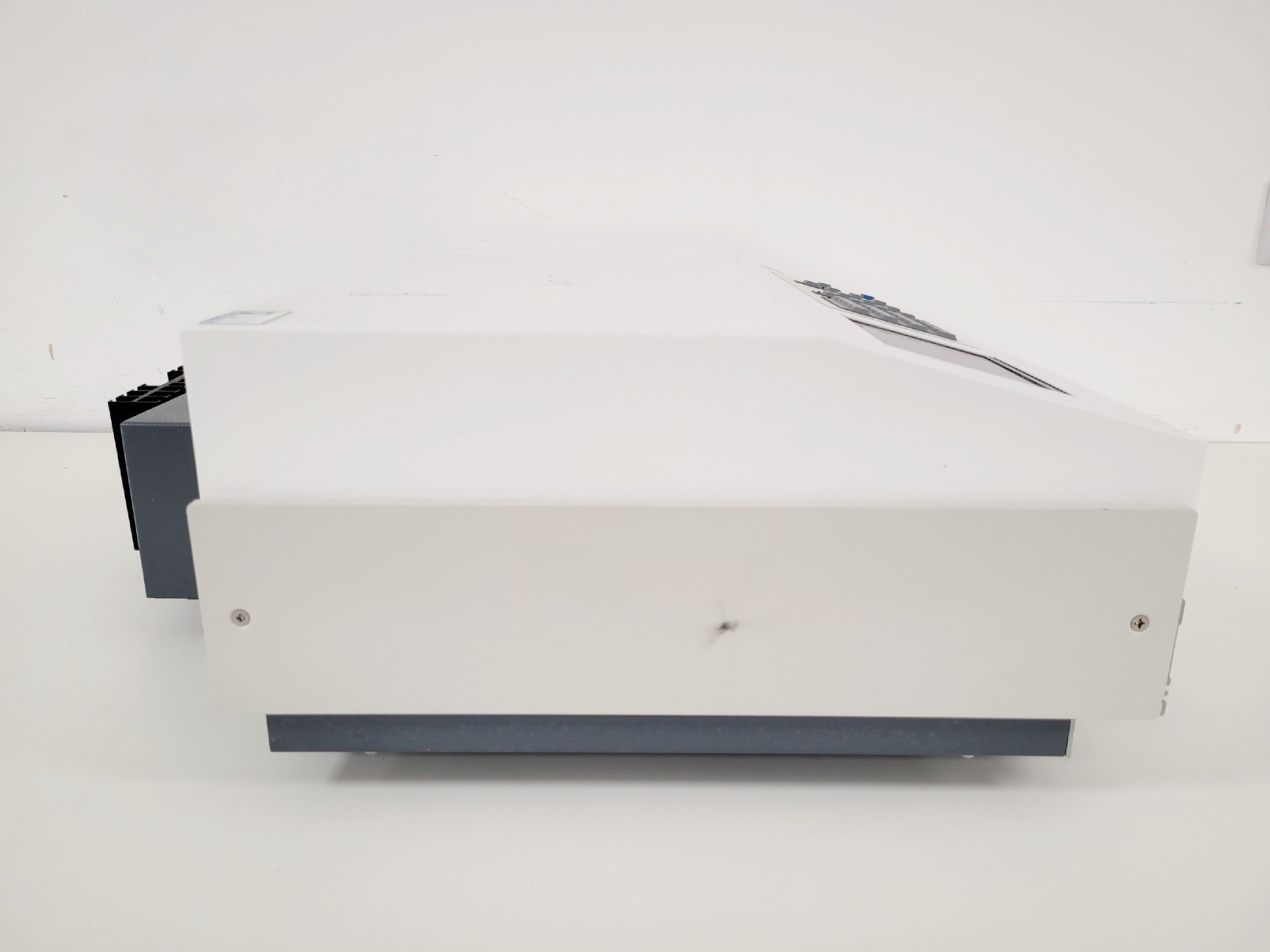 Image of Cecil Model CE 7200 Spectrometer Lab