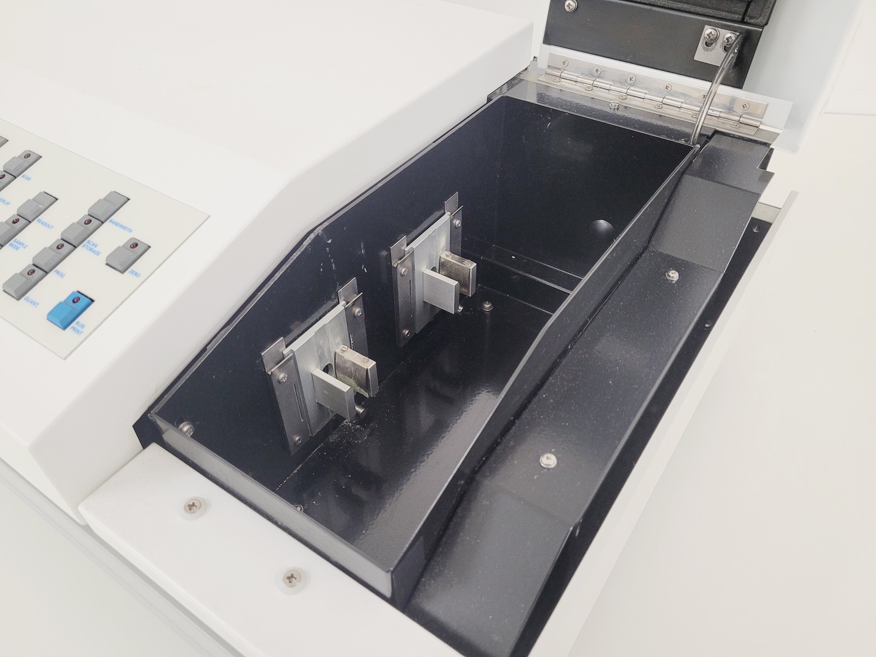 Image of Cecil Type CE 7200 Spectrometer Lab Faulty Screen