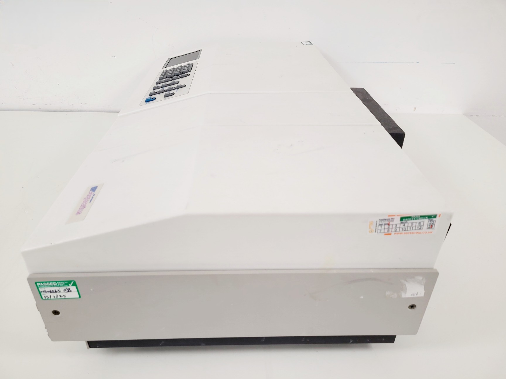 Image of Cecil Model CE 9200 Spectrometer Lab