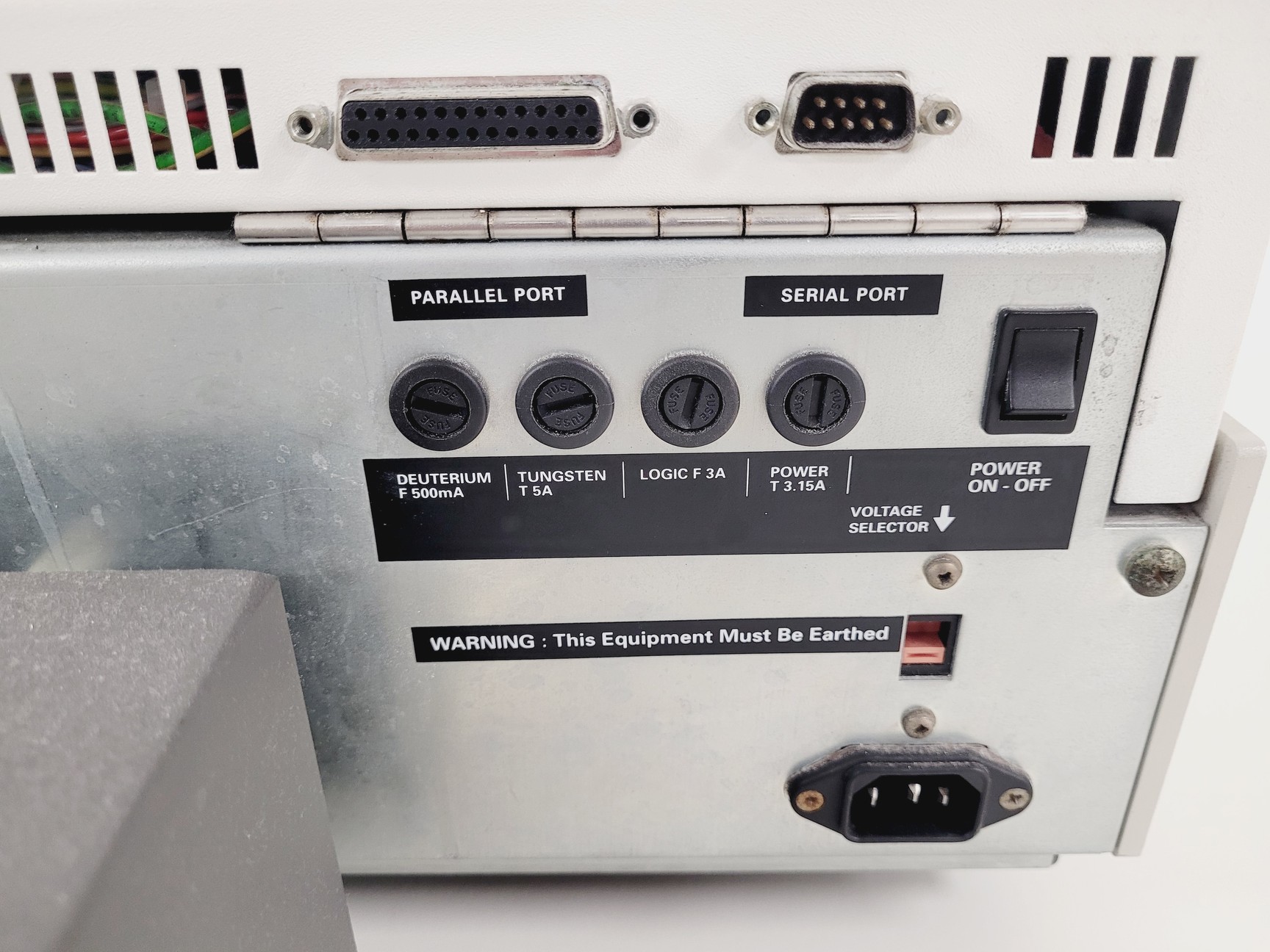 Image of Cecil Model CE 9200 Spectrometer Lab