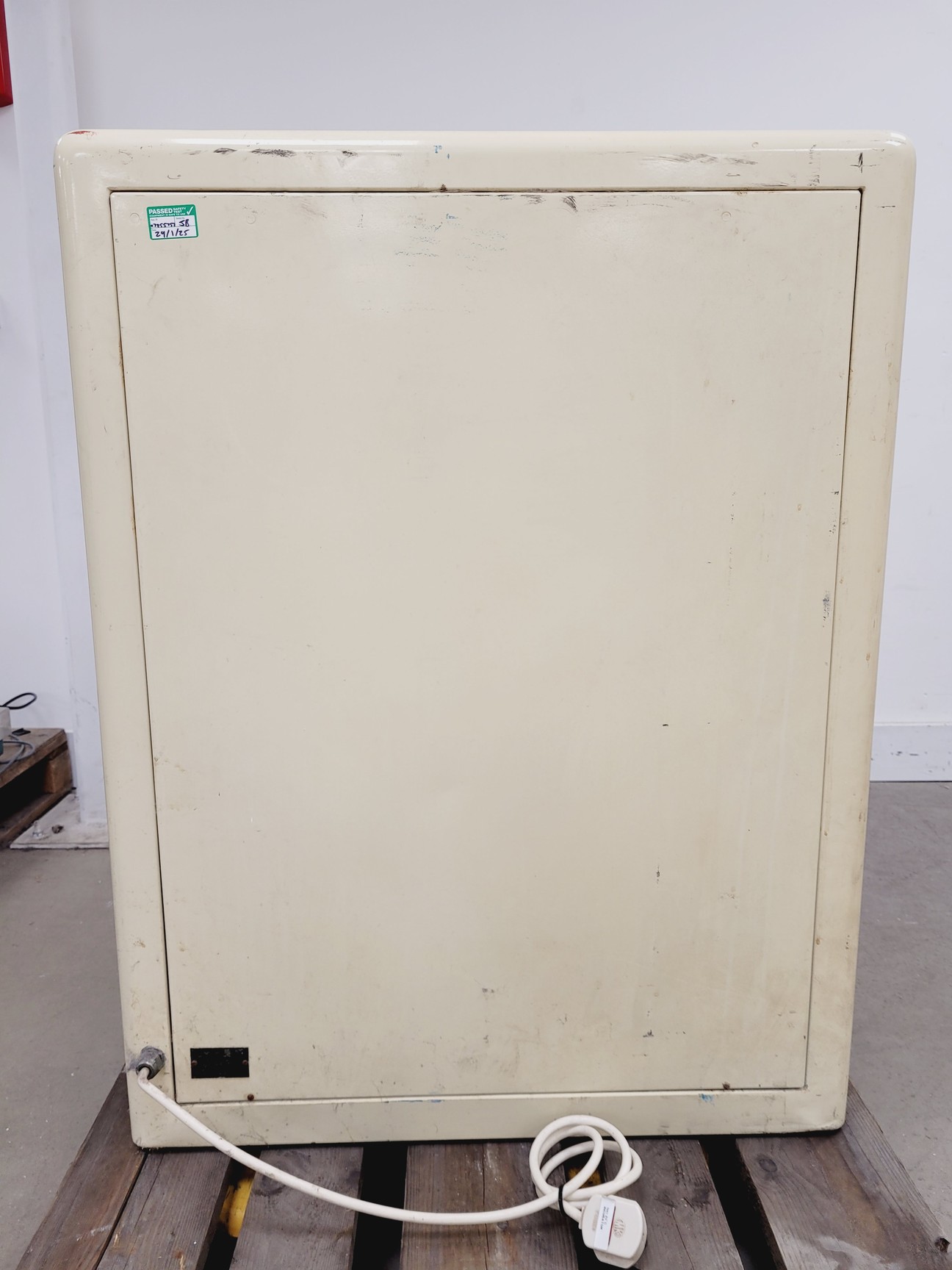 Image of Laboratory Thermal Equipment Incubator (Cream) Copper Lab