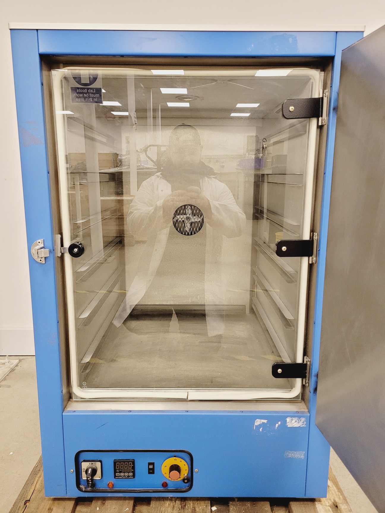 Image of GenLab MX185D Laboratory Oven Lab