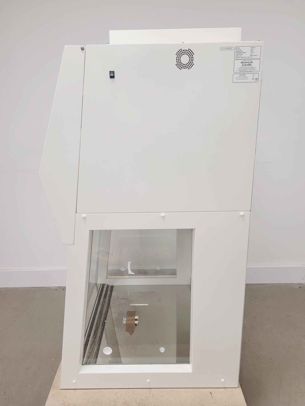 Image of Monmouth Guardian MSC T800 Fume Cabinets With Frame Lab