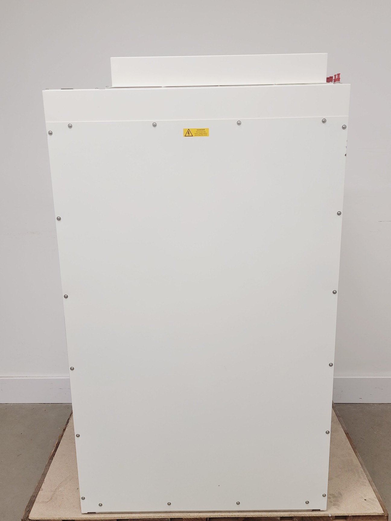 Image of Monmouth Guardian MSC T800 Fume Cabinets With Frame Lab